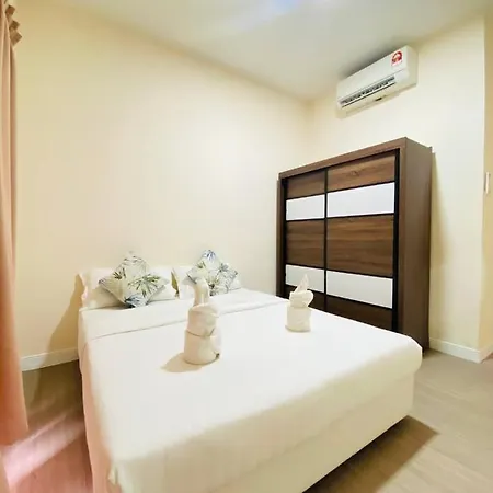 Marina Court The Town Homestay Kota Kinabalu Exterior photo