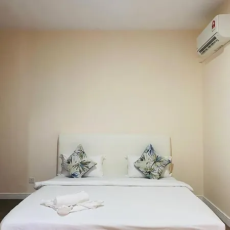 Marina Court The Town Homestay Kota Kinabalu Exterior photo
